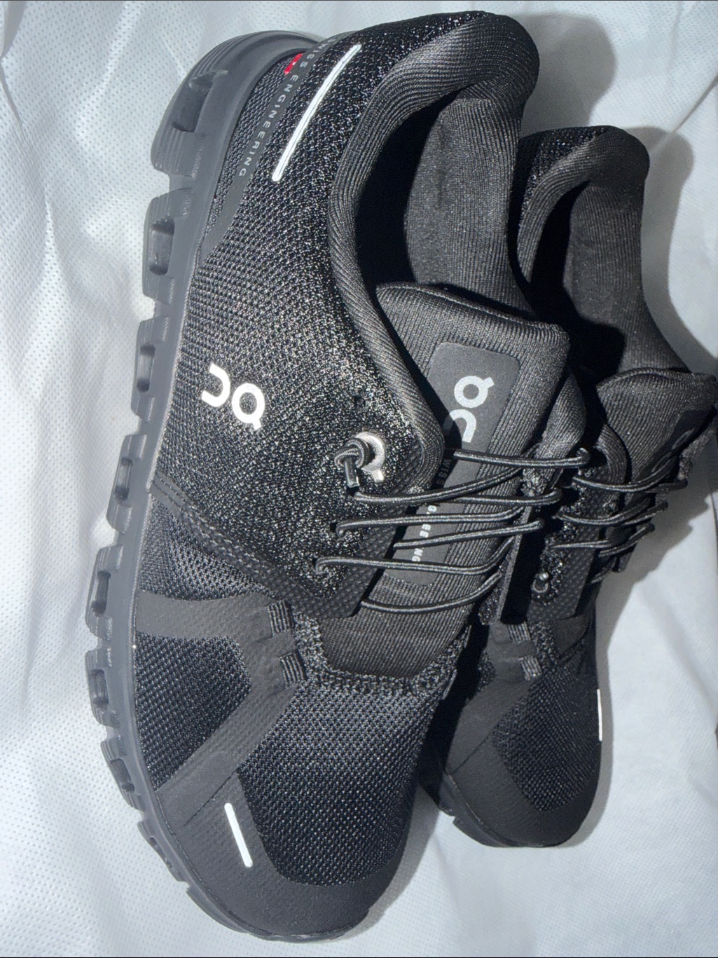 On Running Cloud 6 Black Athletic Trail Runners